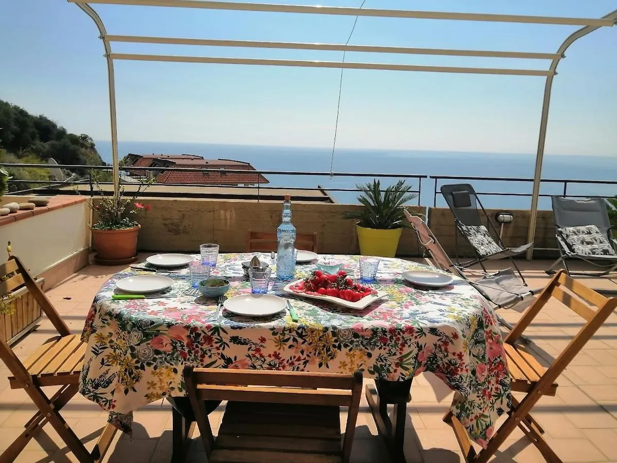 Villa Sicily & Sun Letojanni Taormina 0*,  Italia